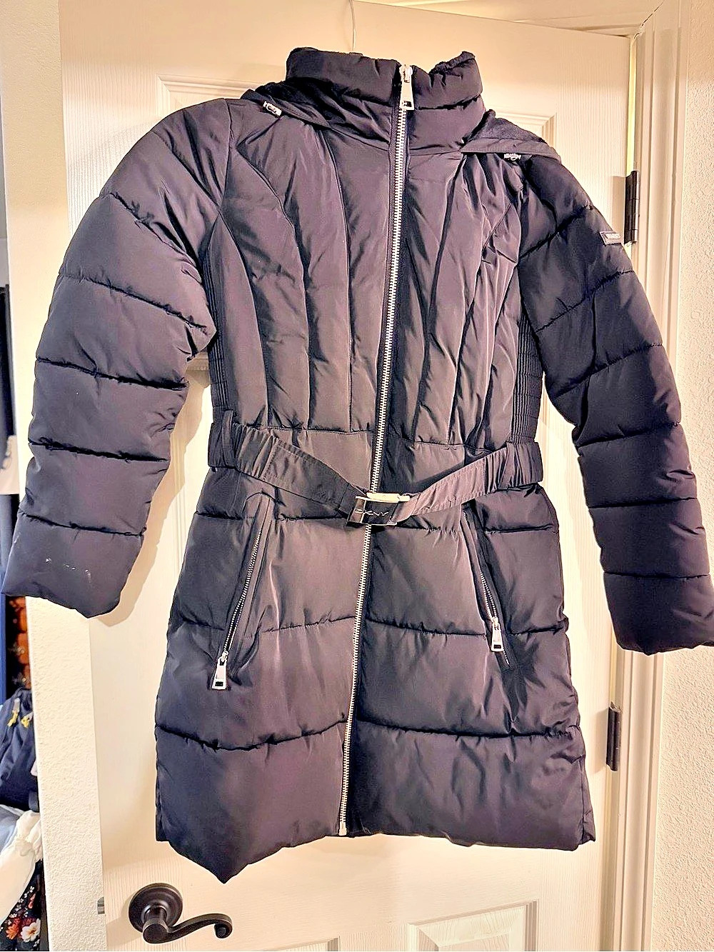 EUC DKNY Belted Hooded Puffer Coat Black Size Medium